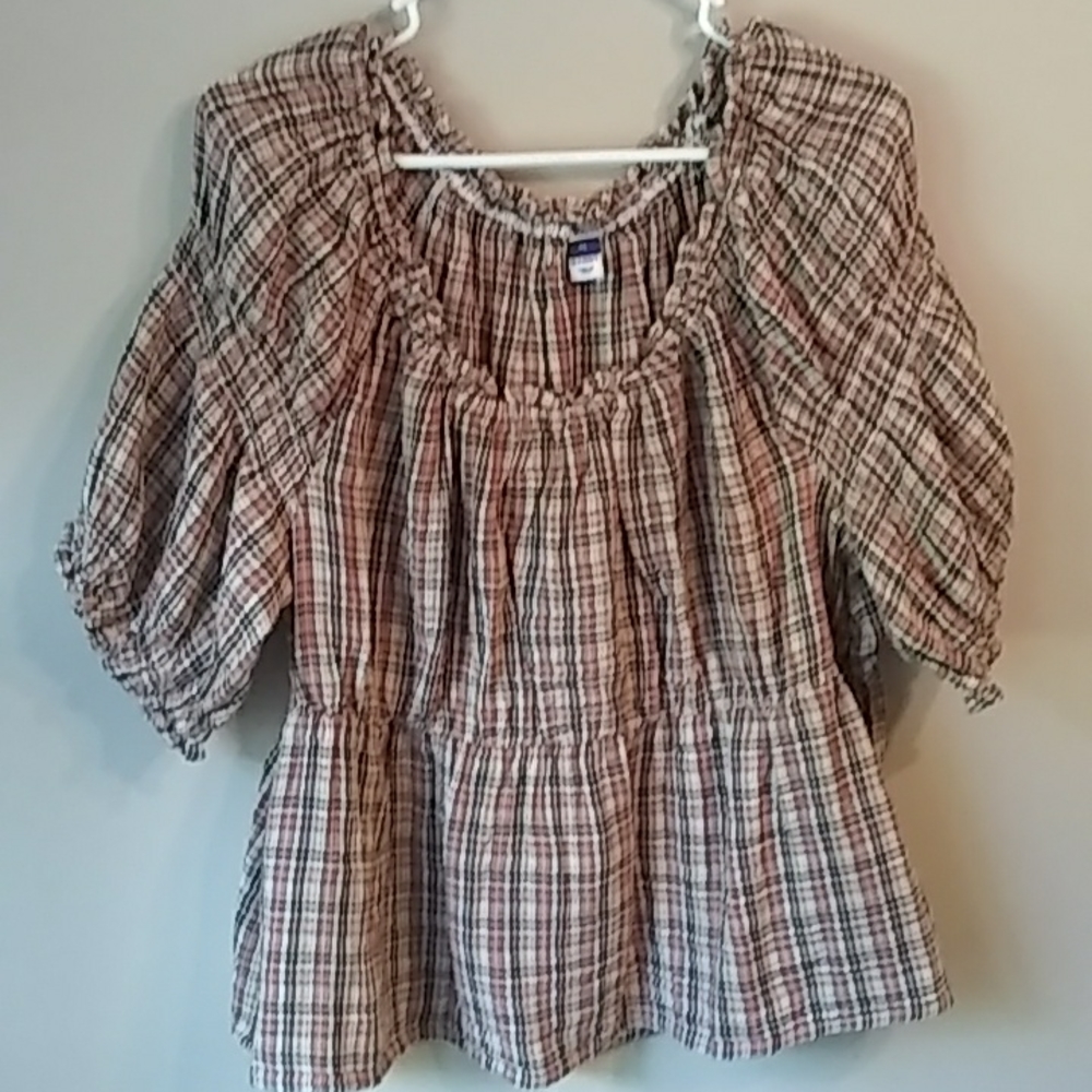 Old navy plaid peasant blouse.